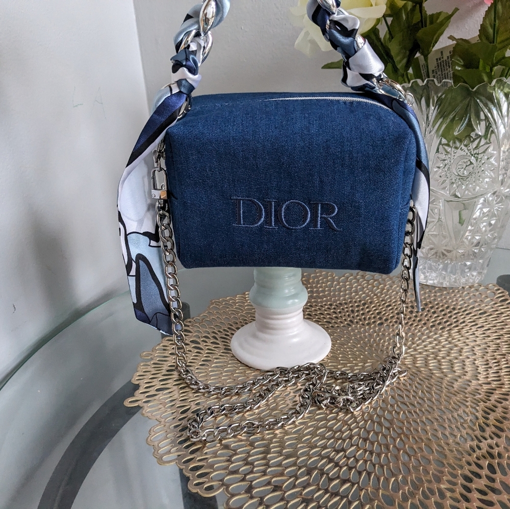 Dior - Picture 4 of 11